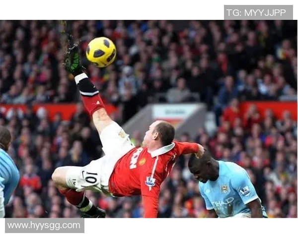 足球球星精彩打门瞬间盘点 各种经典进球技艺全解析